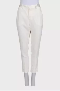 White tapered trousers with elastic waistband