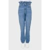 High-waisted jeans