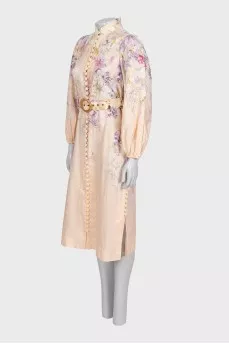 Fitted dress with printed pattern and shaped buttons