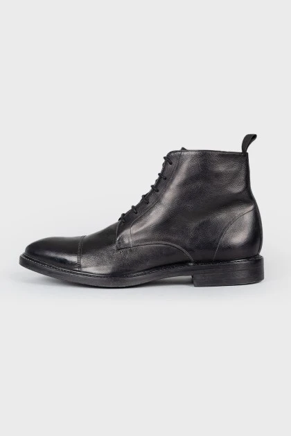 Men's leather boots