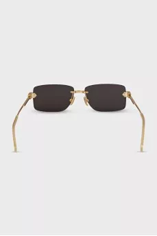 Rectangular sunglasses with black tint