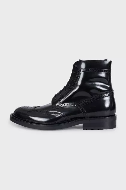 Men's perforated leather lace-up boots