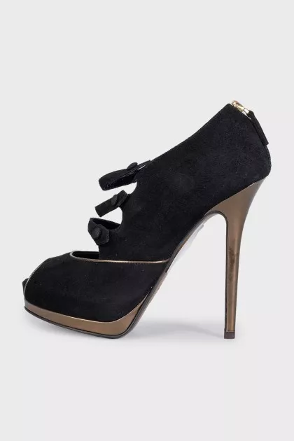 Black suede open toe heels