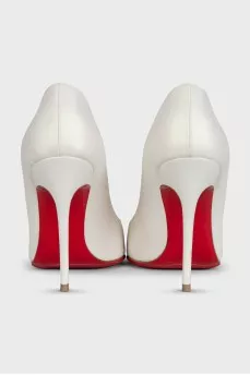Mother-of-pearl leather pumps