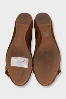Brown suede ballet flats with buckle