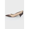 Textile inserts and pointed toe shoes