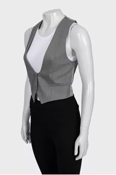 Fitted wool vest with buttons