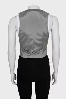 Fitted wool vest with buttons