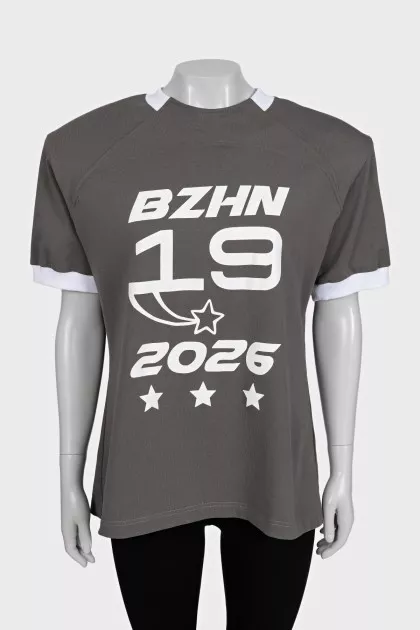 Straight T-shirt with voluminous shoulders