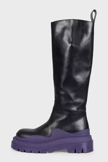 Black leather Tire boots
