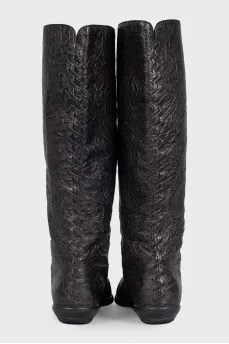 Leather boots with embossed print