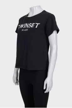 Black T-shirt with embroidered logo