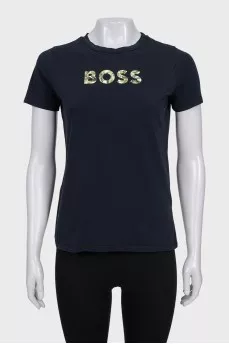 T-shirt with a black brand logo