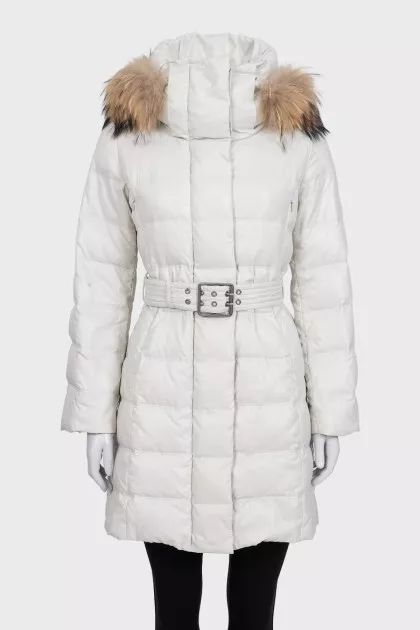 Gray fitted down jacket with belt