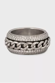 Gold ring with diamonds decorated with a chain