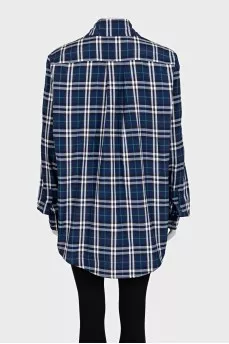 Blue loose-fitting shirt with a plaid print