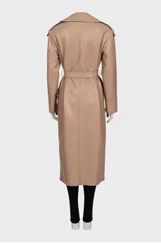 Beige double-breasted coat with buttons