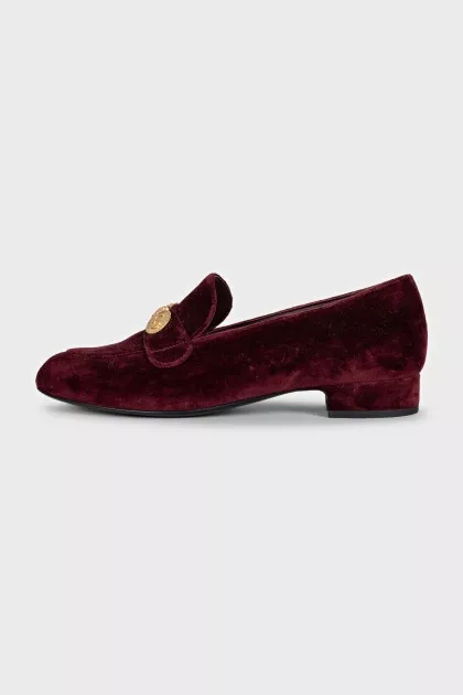 Red velvet loafers with decor