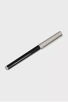 A set of fountain and ballpoint pens