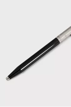 A set of fountain and ballpoint pens