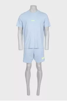 Men's suit consisting of a T-shirt and shorts