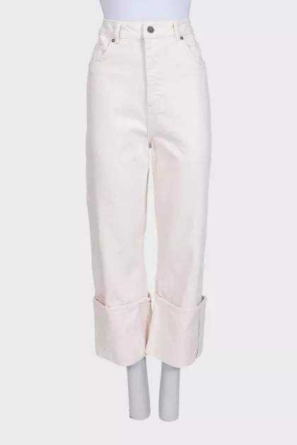 White jeans with cuffs