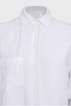 Loose-fitting linen button-down shirt
