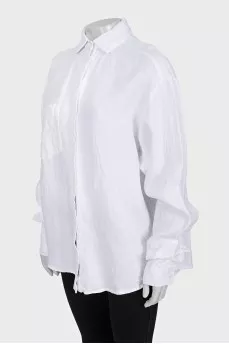 Loose-fitting linen button-down shirt