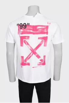 Men's straight-cut T-shirt with a print on the back