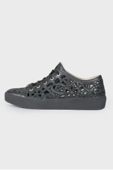Sneakers with cut -out details