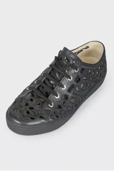 Sneakers with cut -out details