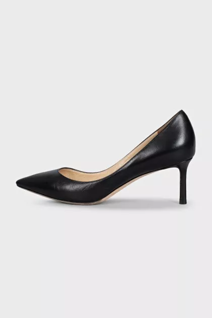 Black medium stiletto pumps