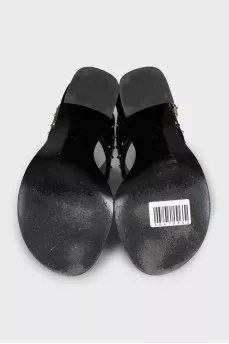 Black Star Trail sandals