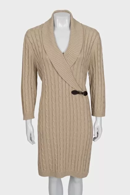 Knitted dress decorated with a pattern