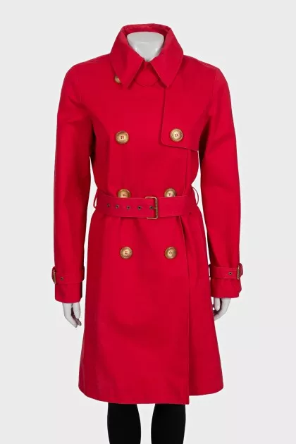 Double-breasted trench coat in red