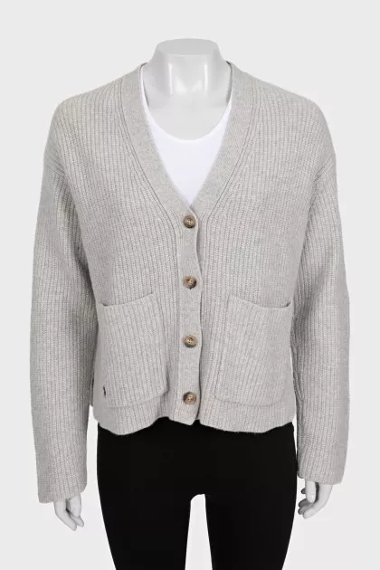 Cropped cardigan made of wool and cashmere