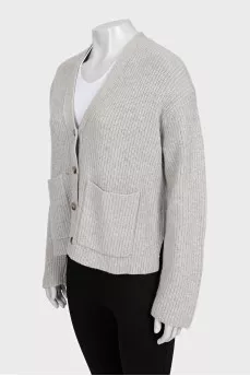 Cropped cardigan made of wool and cashmere