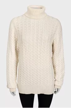 Cashmere sweater with a large pattern