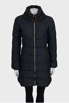 Fitted down jacket with a zipper in black