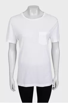 White T-shirt with patch pocket