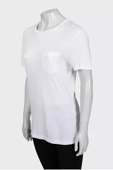 White T-shirt with patch pocket