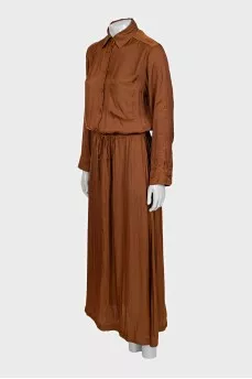 Brown fitted shirt dress