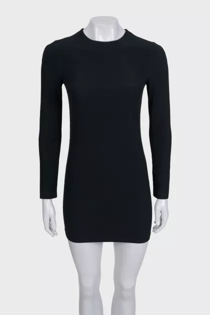 Fitted black dress with long sleeves