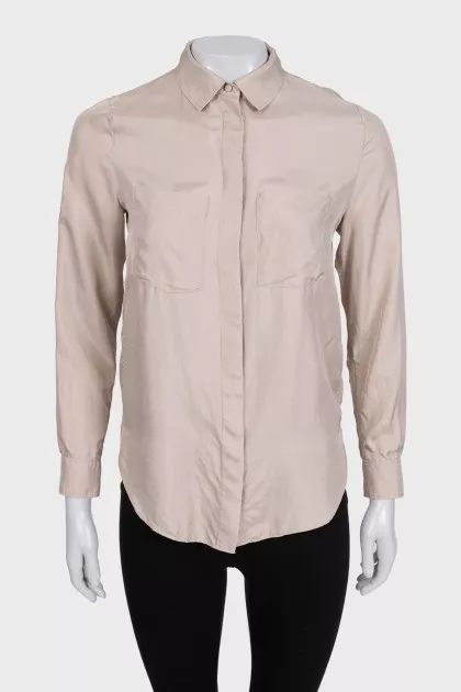 Straight-cut silk shirt with patch pockets