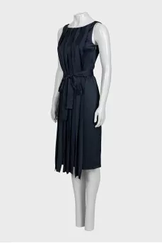 Blue fitted dress with draping