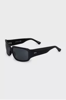 Black frame sunglasses with wide temples