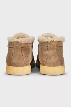 Beige insulated loafers