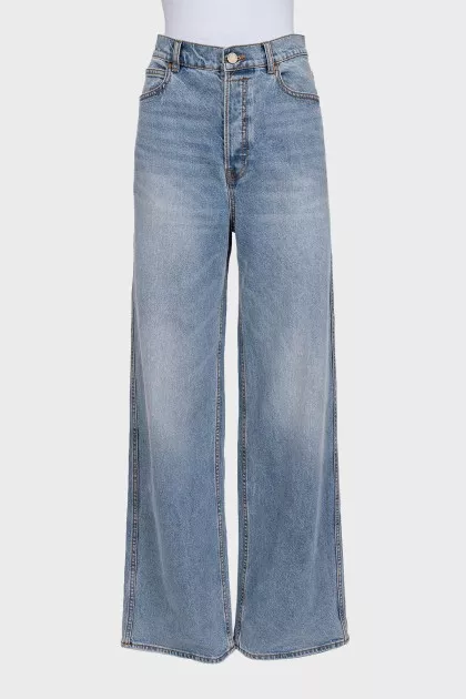 Straight-leg jeans with a distressed effect