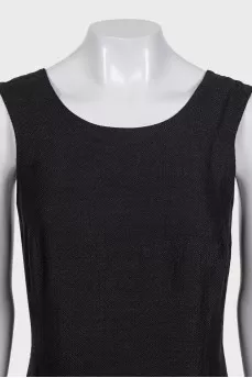Black sleeveless straight-cut dress
