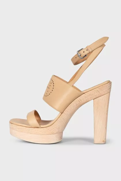 Evelyne beige leather sandals